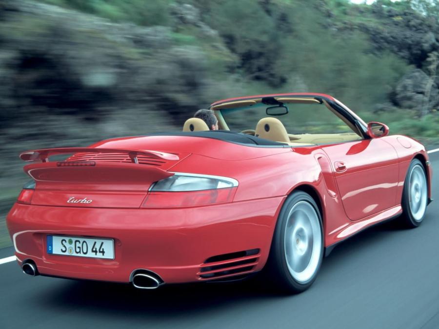  Porsche 911 Turbo Cabriolet 2004 года  (фото 6 из 15)